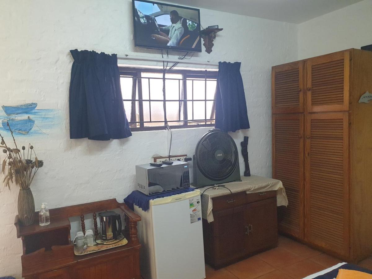 Deep Blue Guest House Amanzimtoti Zewnętrze zdjęcie