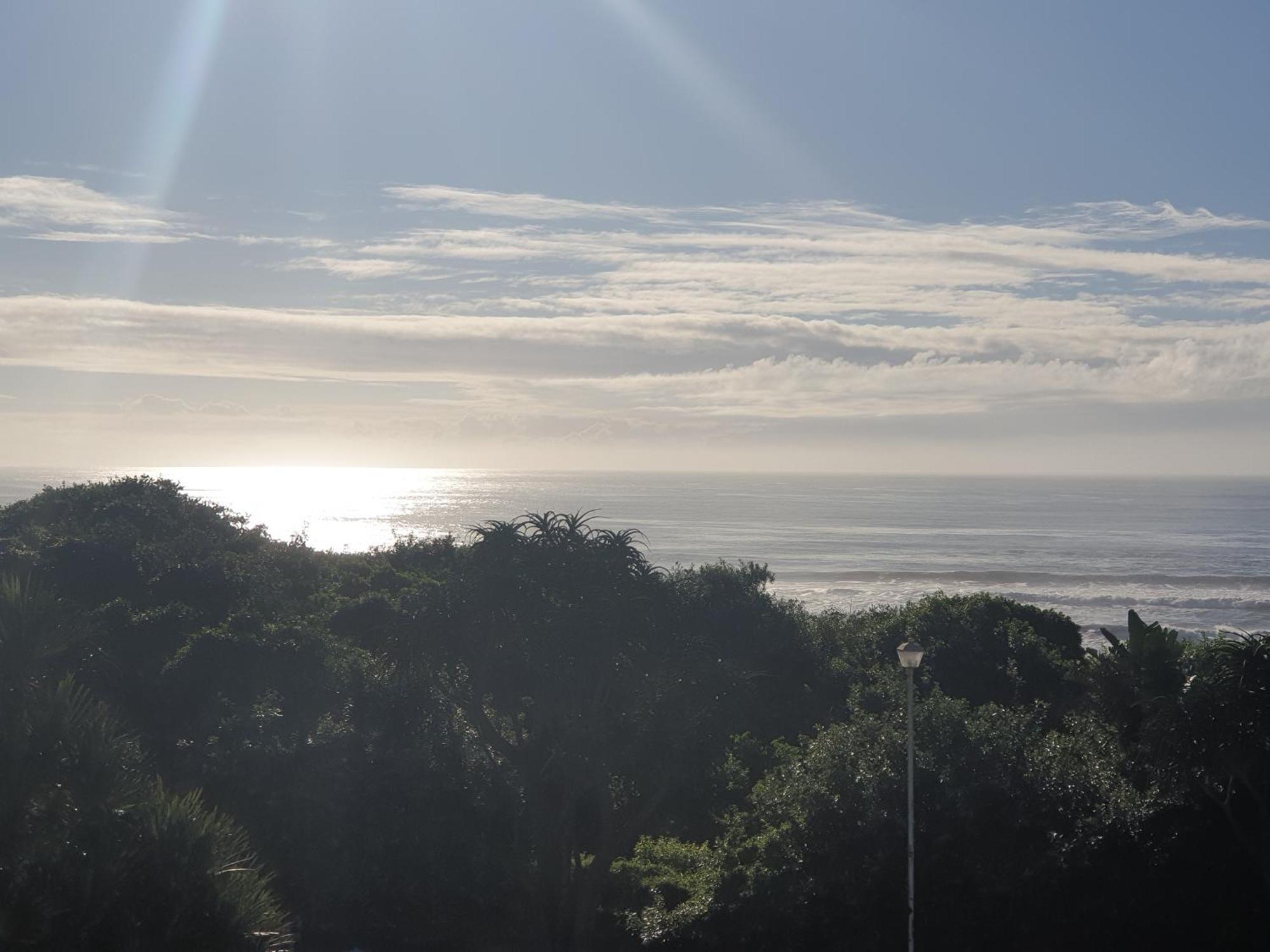 Deep Blue Guest House Amanzimtoti Zewnętrze zdjęcie